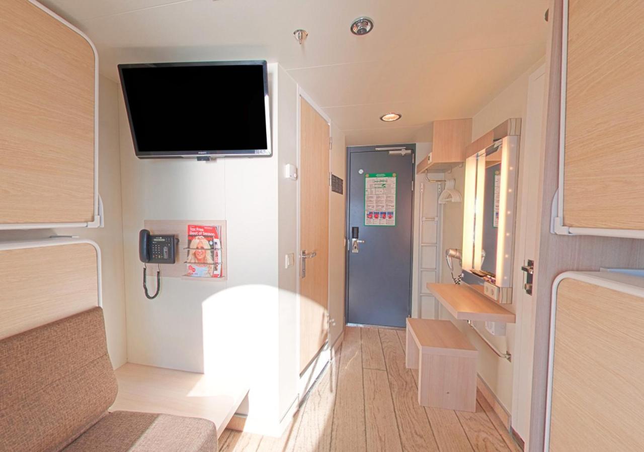 Hotel Viking Line Ferry Viking Grace - Mini-Cruise From Turku Chambre photo